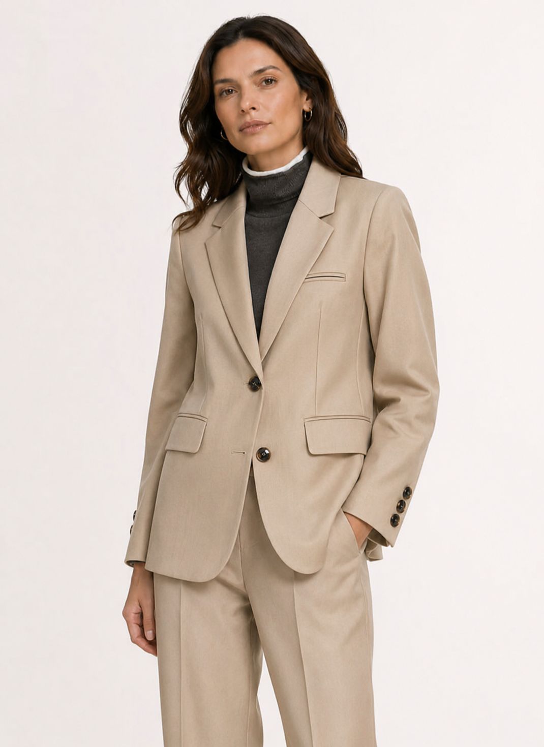 Blazer Alfaiataria Minimalista com Caimento Estruturado