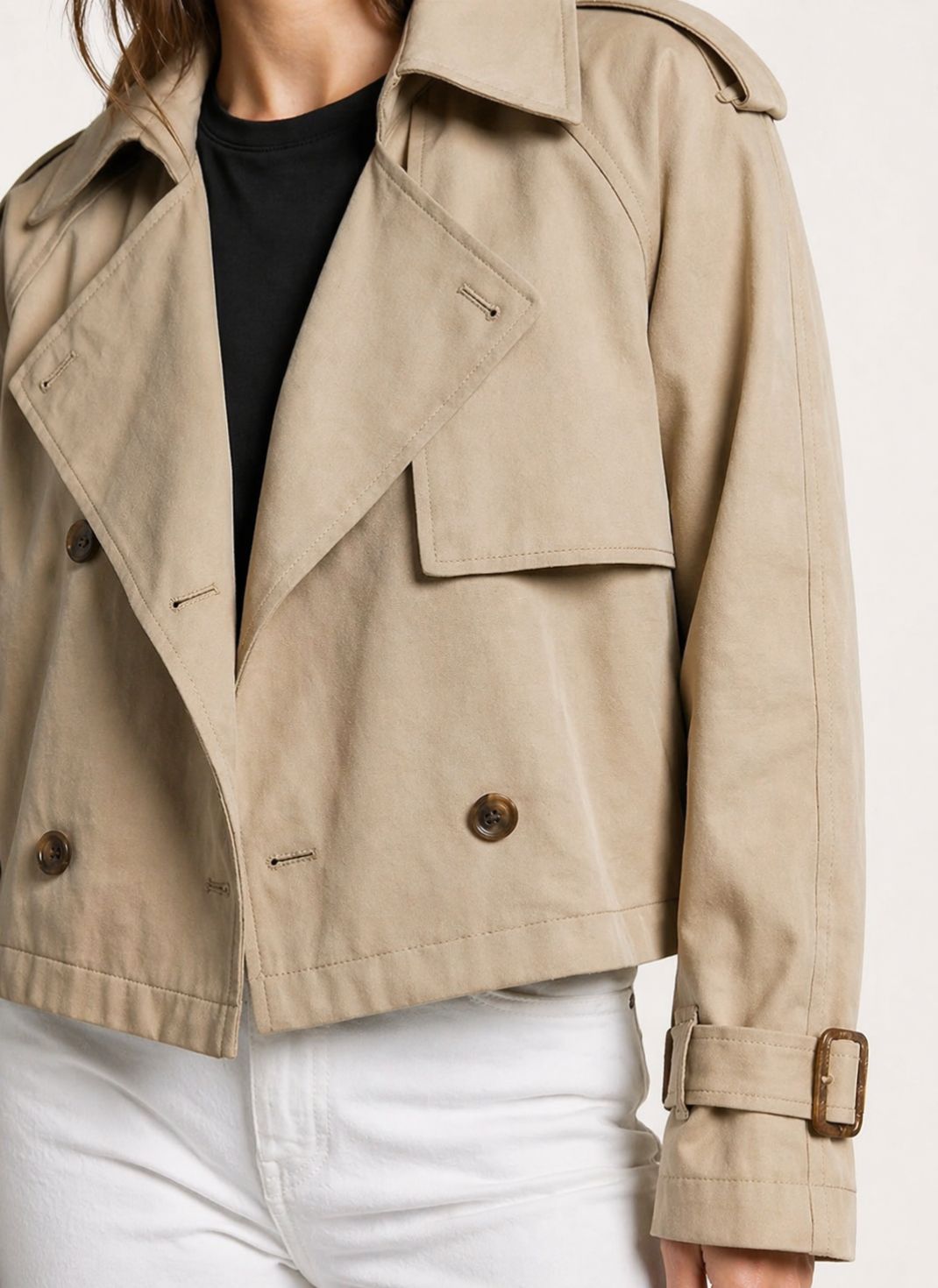 Jaqueta Curta Estilo Trench com Botões Duplos e Lapela