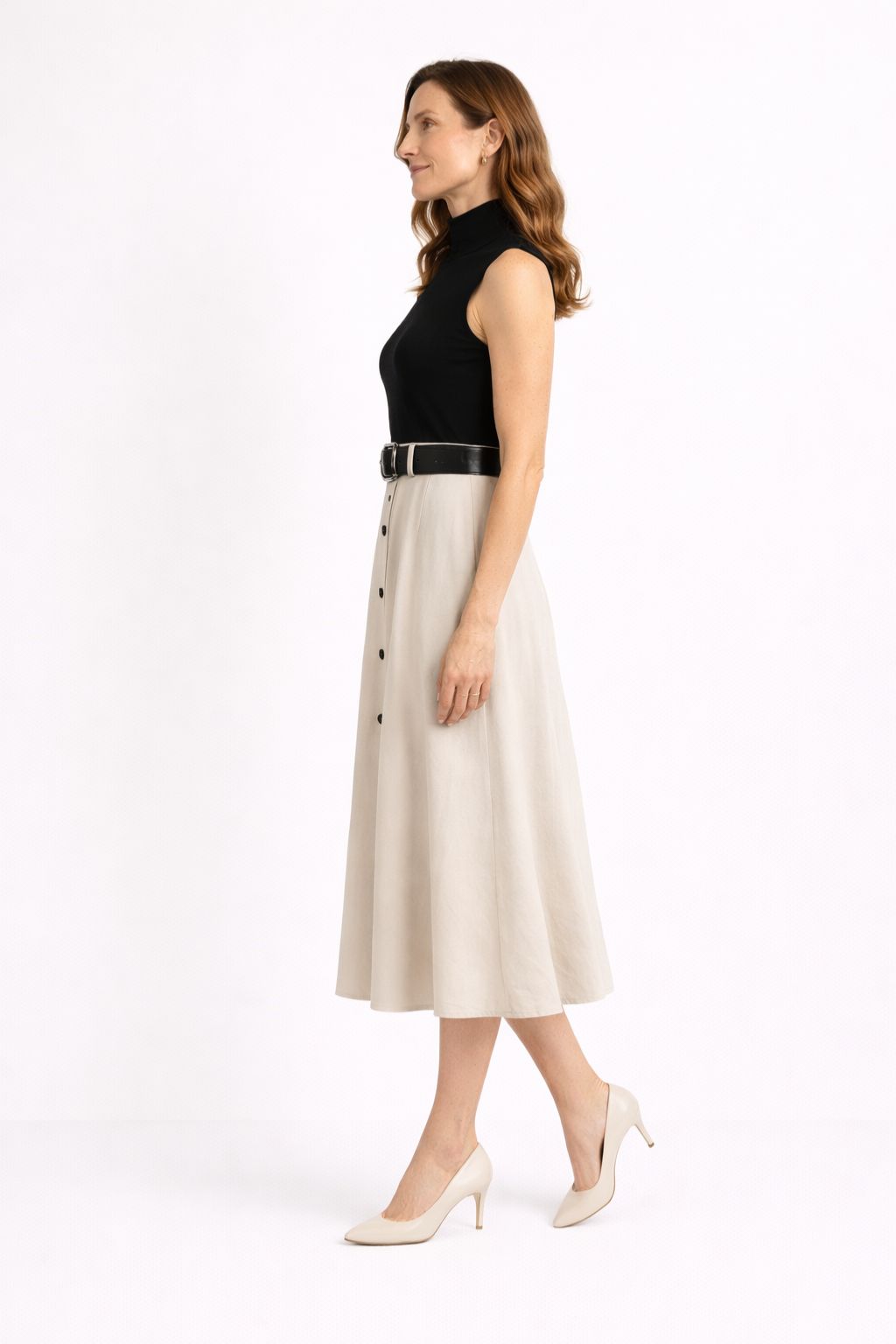 Vestido Midi Evasê com Gola Alta e Cinto